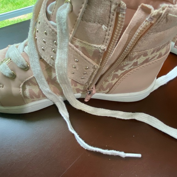 Michael Kors Girls hightop sneakers - Picture 4 of 5